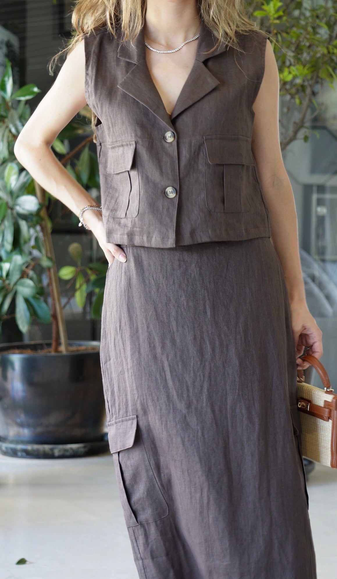 The Leontine set