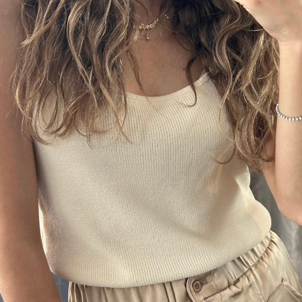 The Kat top