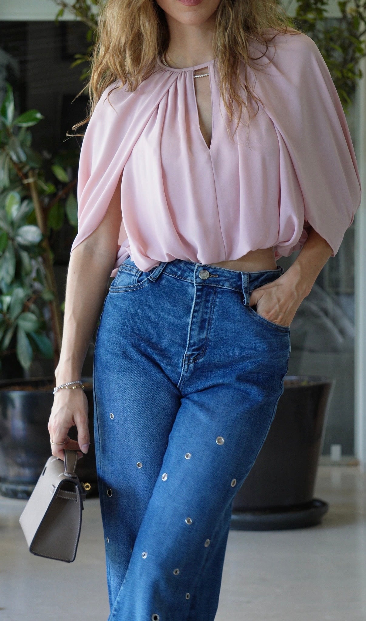 The Eleanor top