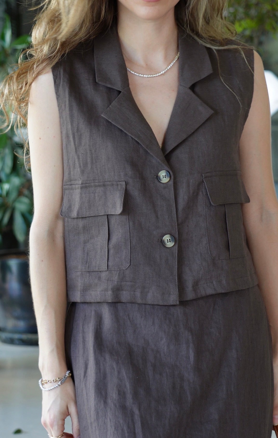 The Leontine set